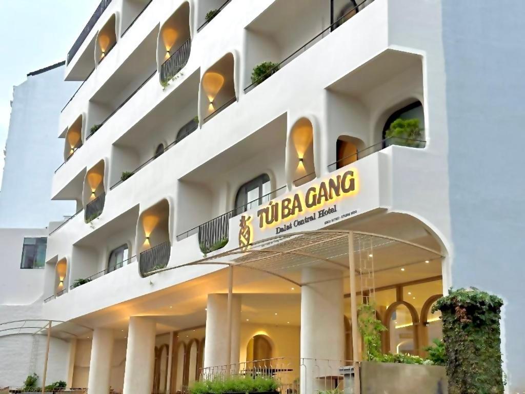 Tui Ba Gang Central Hotel Далат Экстерьер фото